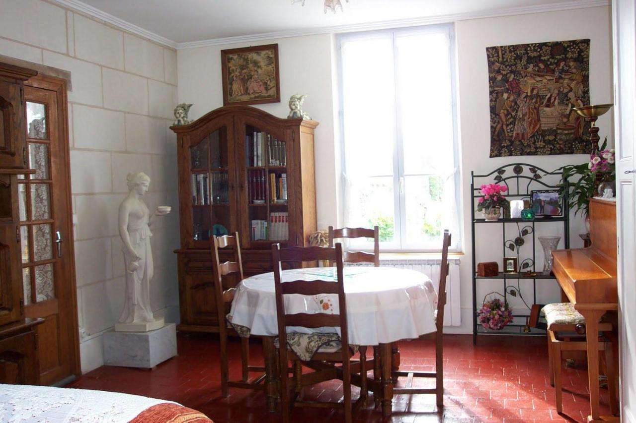 Bed and Breakfast Les Charmes Valençay Esterno foto
